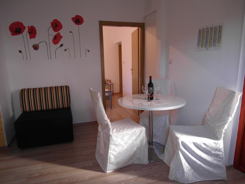 Apartment Antonio Шибеник Екстер'єр фото
