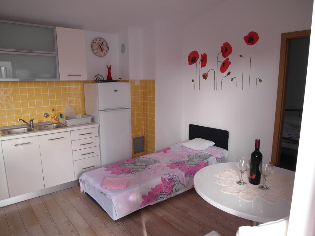 Apartment Antonio Шибеник Екстер'єр фото